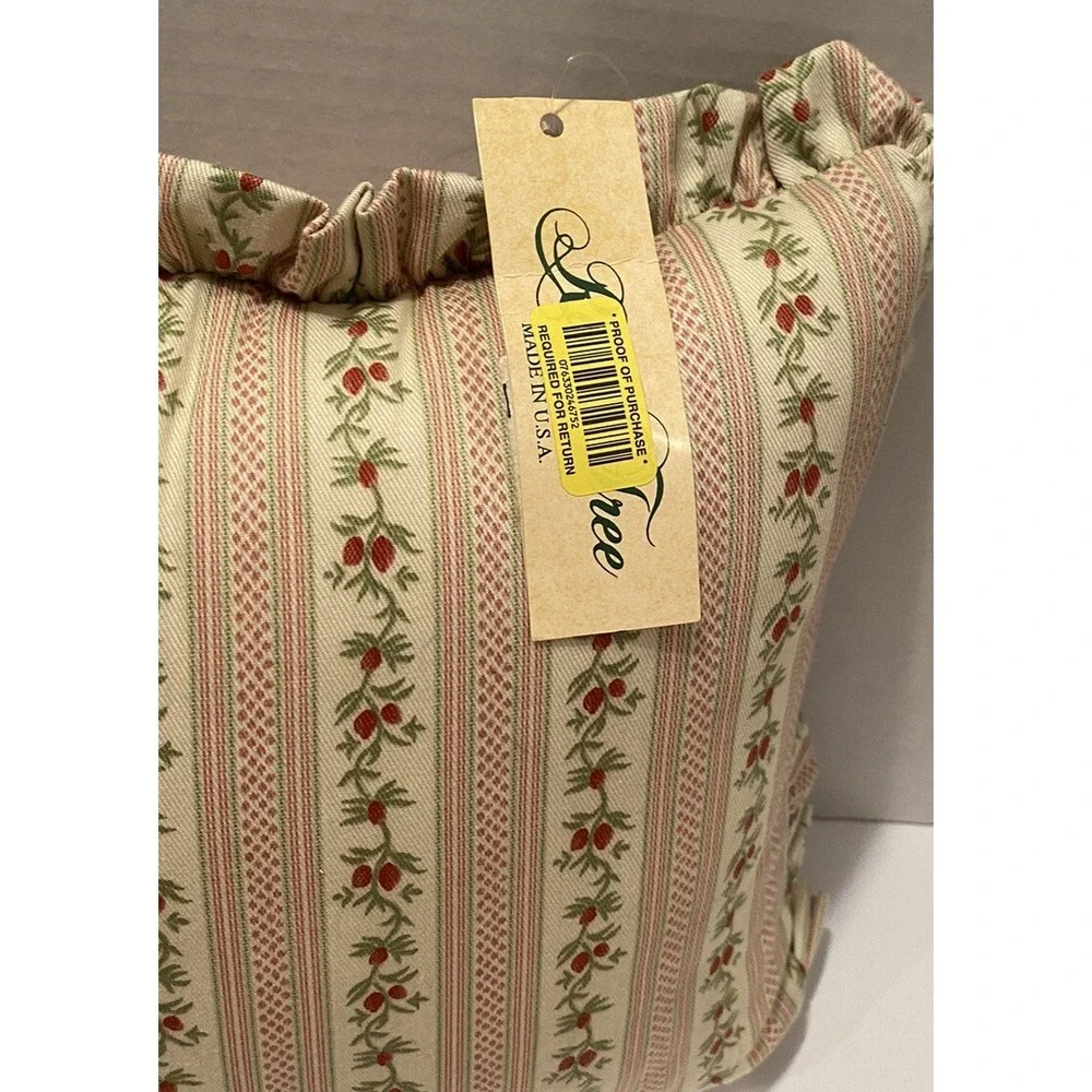 Rose Tree Country Chic Carnation Decorative Pillows Lot Of 2 Rectangle Bedding